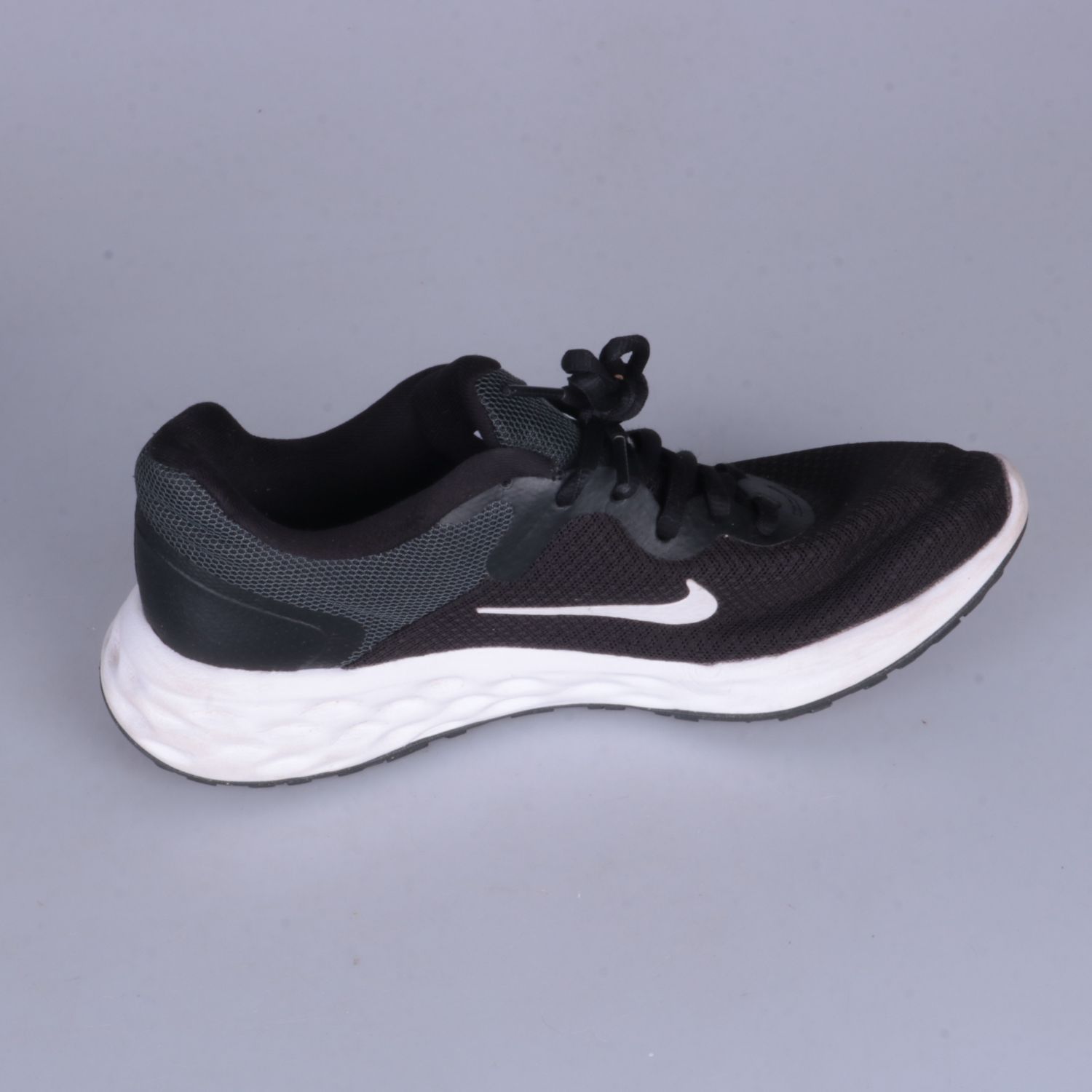 кроссовки Nike