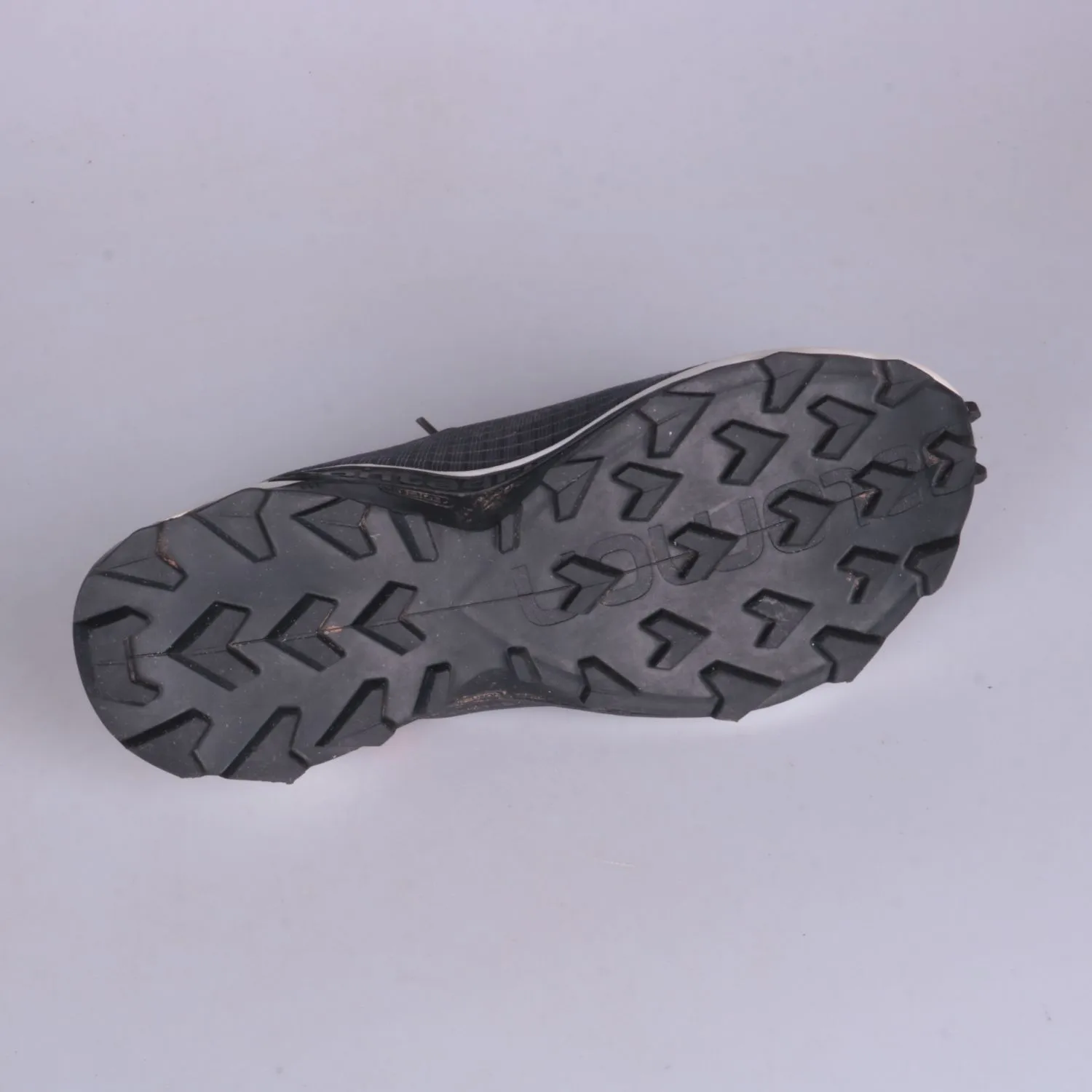кроссовки Salomon