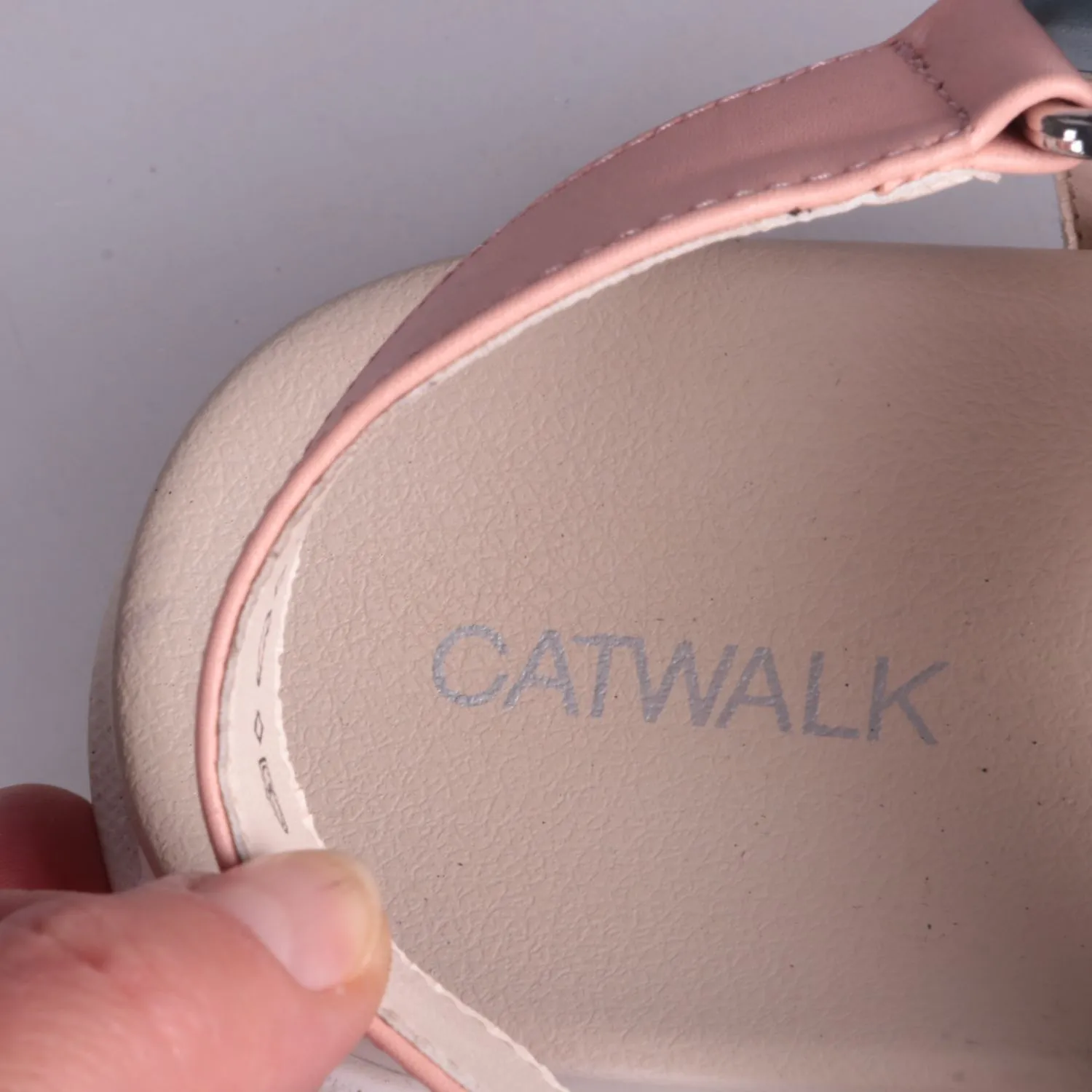 сандалии Catwalk