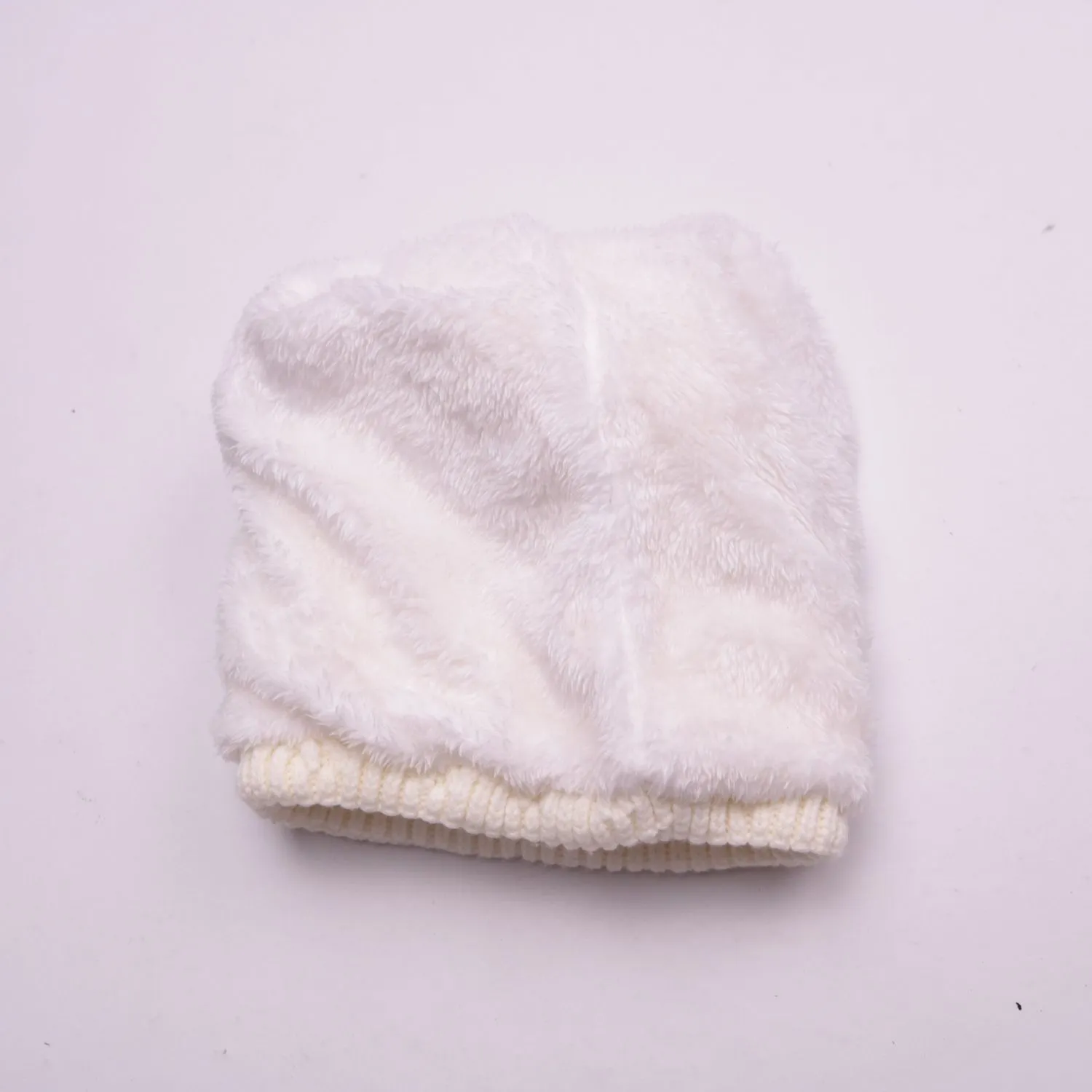 шапка Authentic