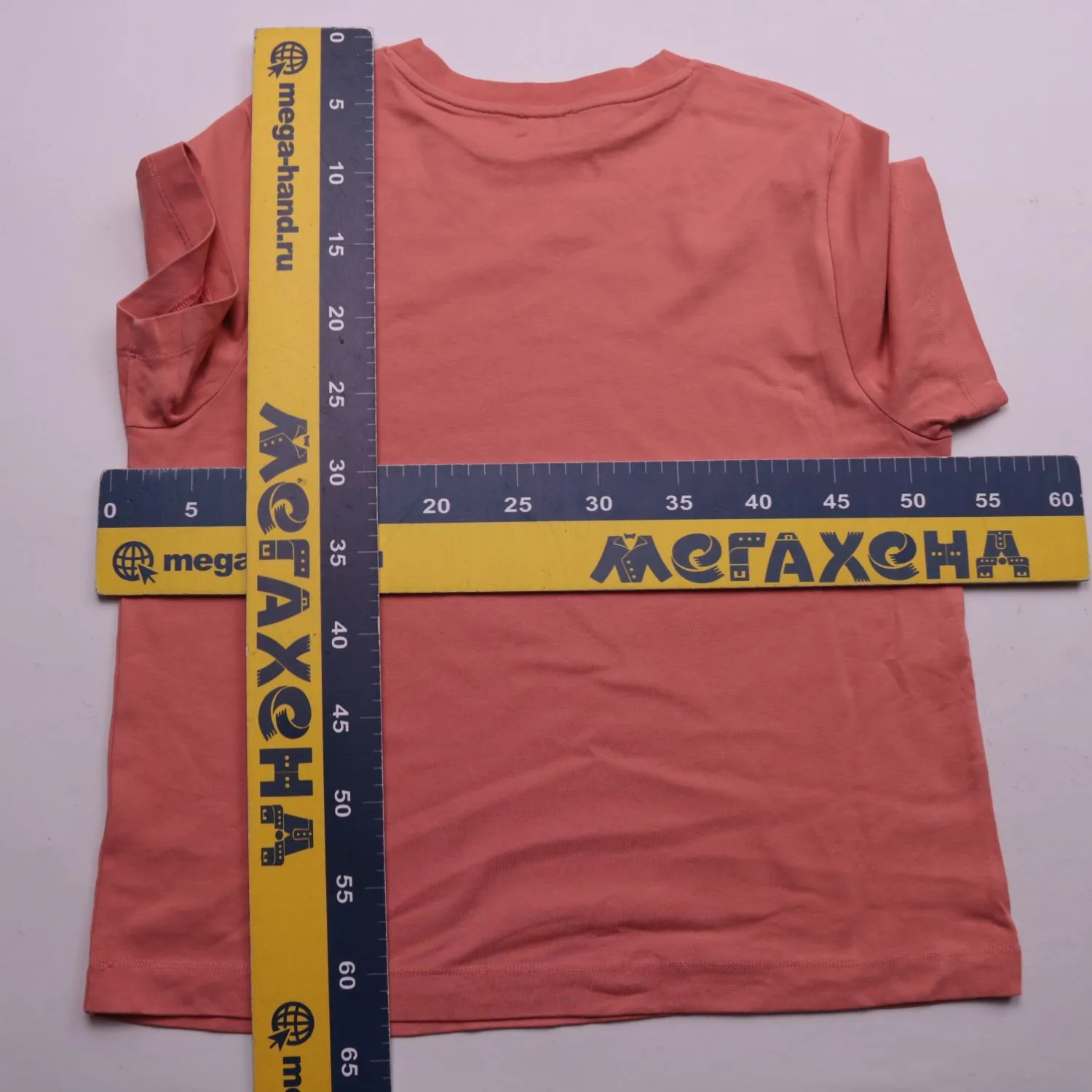 Кораллово-розовая футболка C&A прямого кроя, размер 52 (XL)