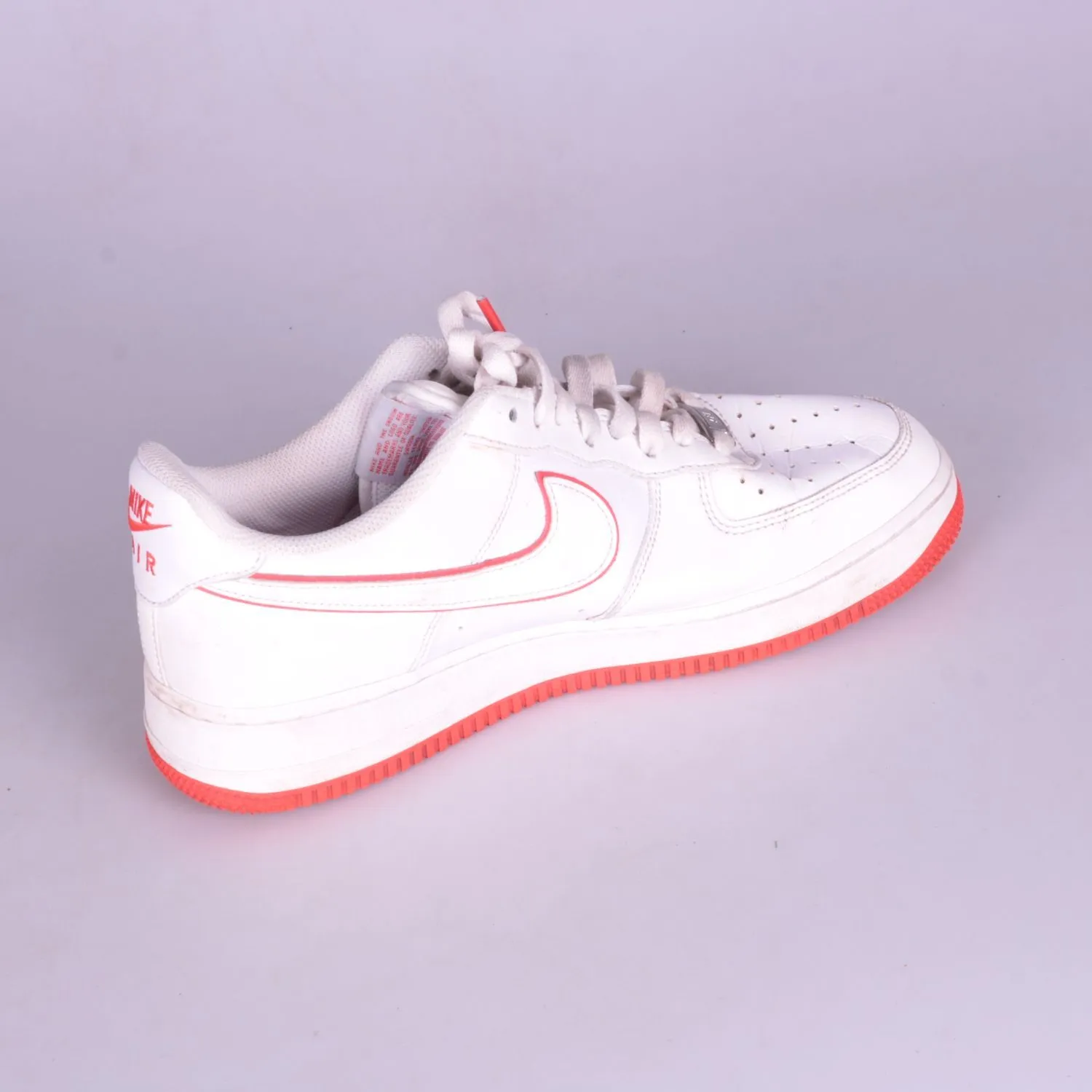 кроссовки Nike
