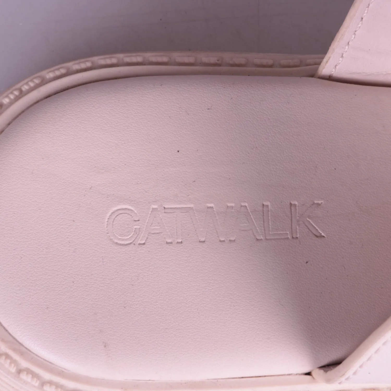 сандалии Catwalk
