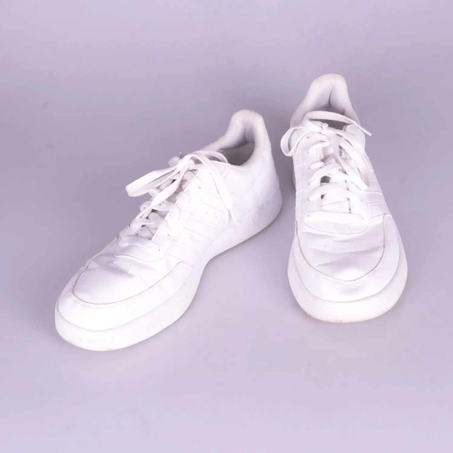 кроссовки Adidas
